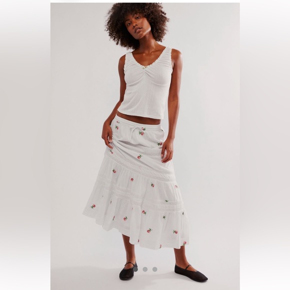 Free People Dresses & Skirts - Free People Damson Madder Eden Floral Skirt Size 14 NWT